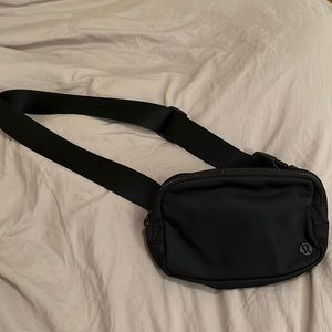Lulu lemon belt bag! Great condition!